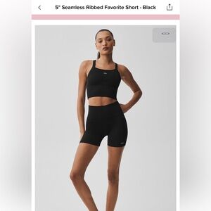 ALO Yoga Seamless Ribbed Favorite Shorts